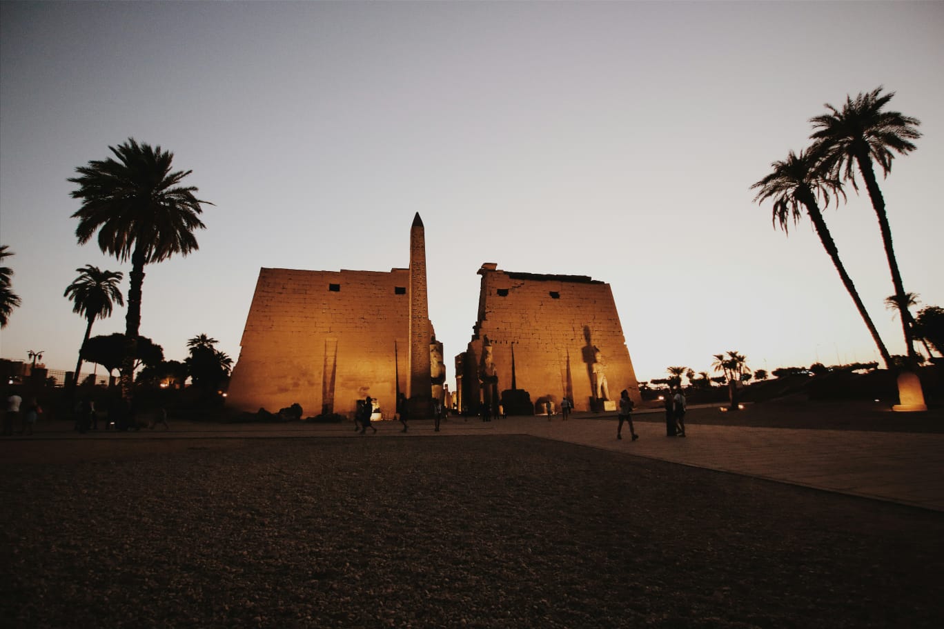 Luxor Temple & City Tour by Horse Carriage image 2